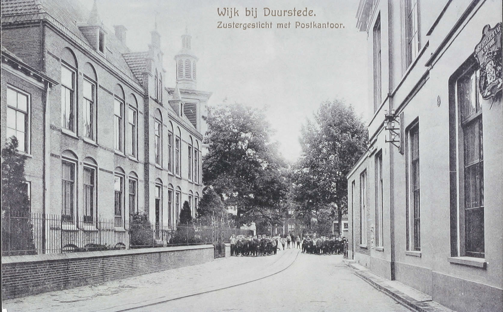 Oude foto van het Zustergesticht in Wijk bij Duurstede