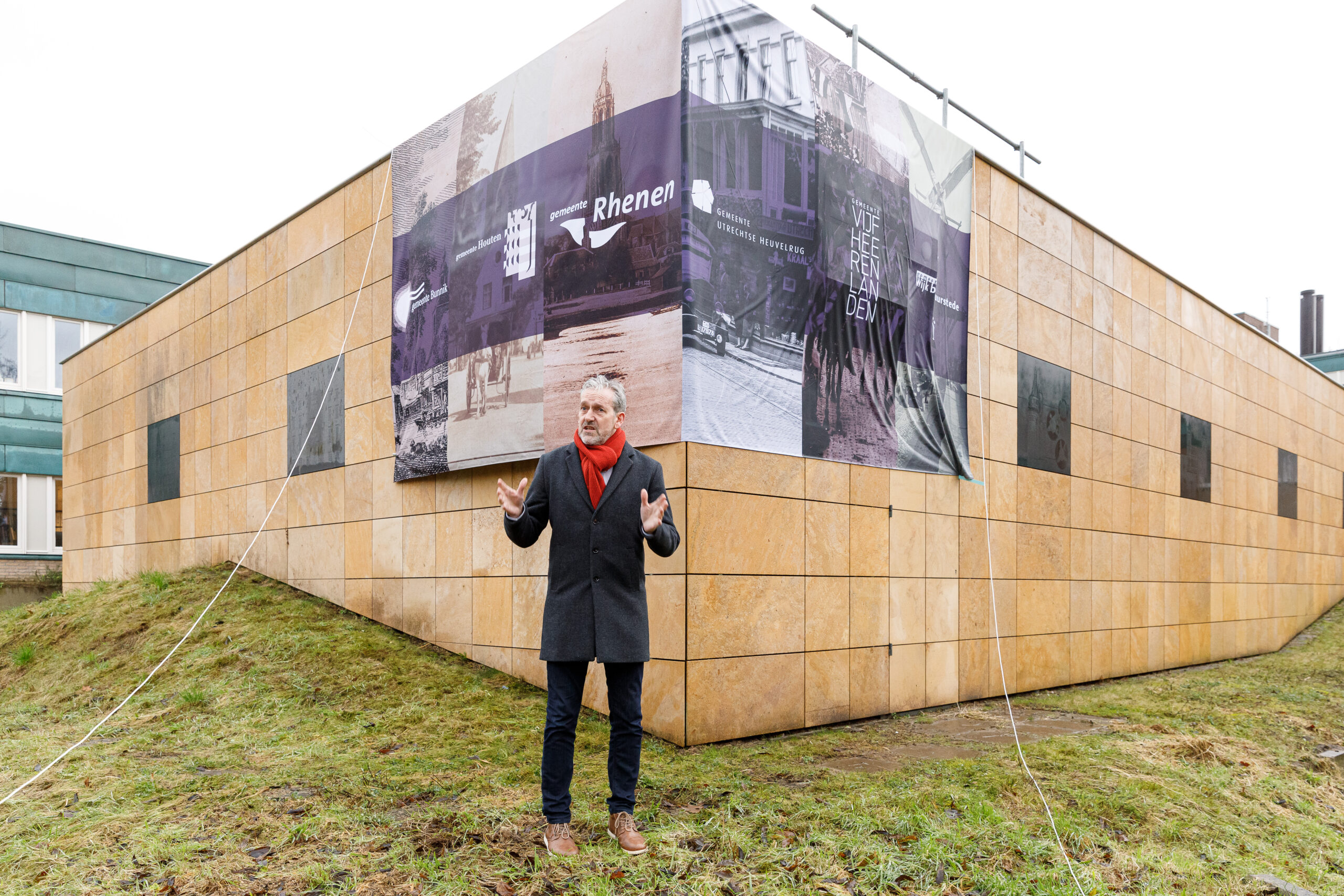 Bijeenkomst onthulling logo aan de archiefbewaarplaats - Foto W. Leeman, 2021