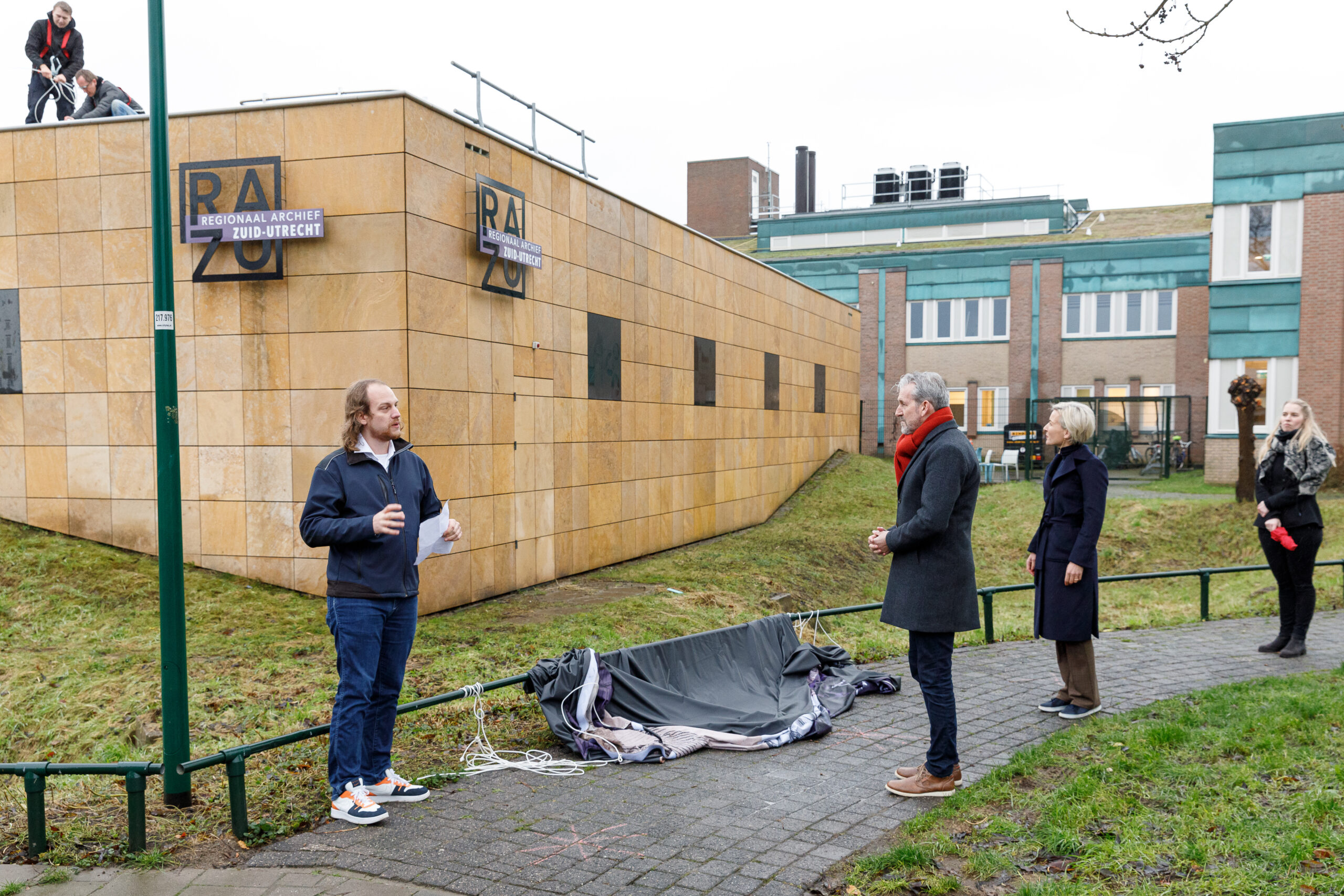 Bijeenkomst onthulling logo aan de archiefbewaarplaats - Foto W. Leeman, 2021