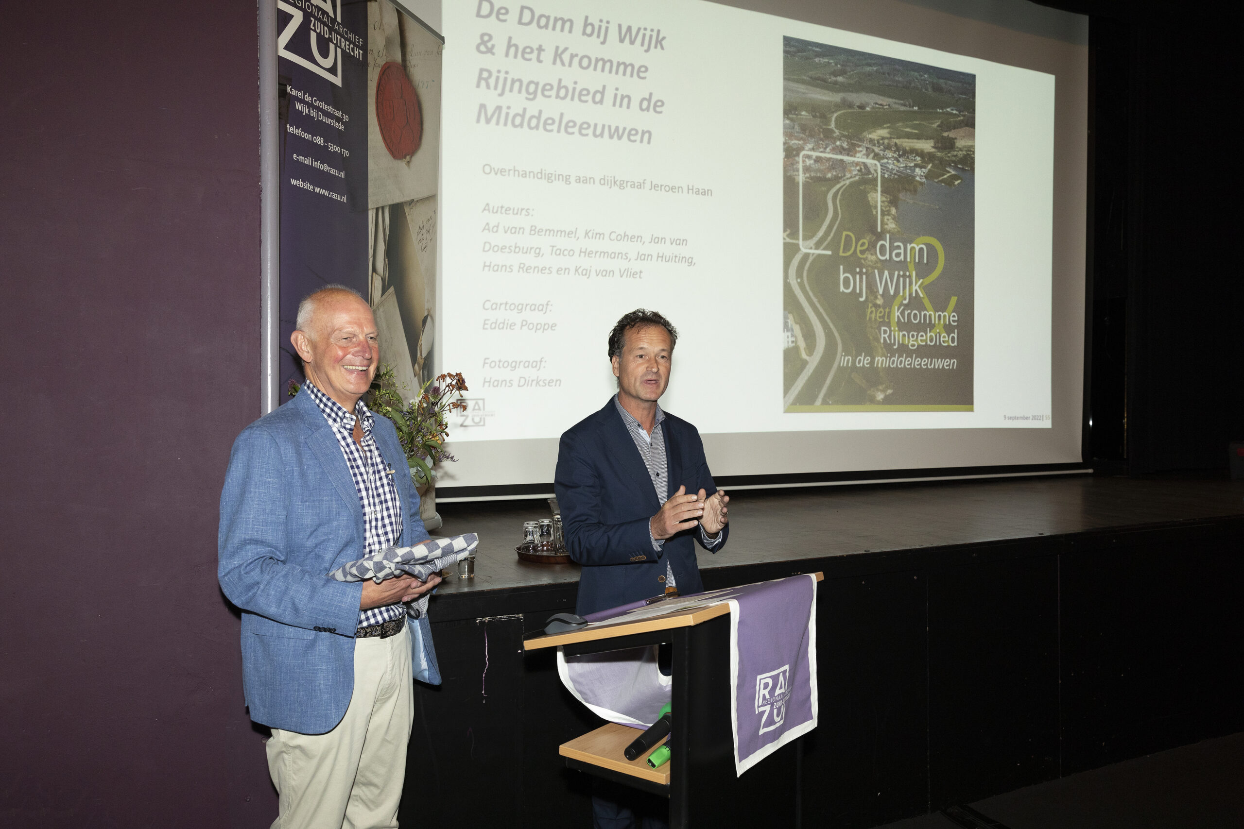 Symposium 'Het onzichtbare zichtbaar maken'. Fotograaf Hans Dirksen