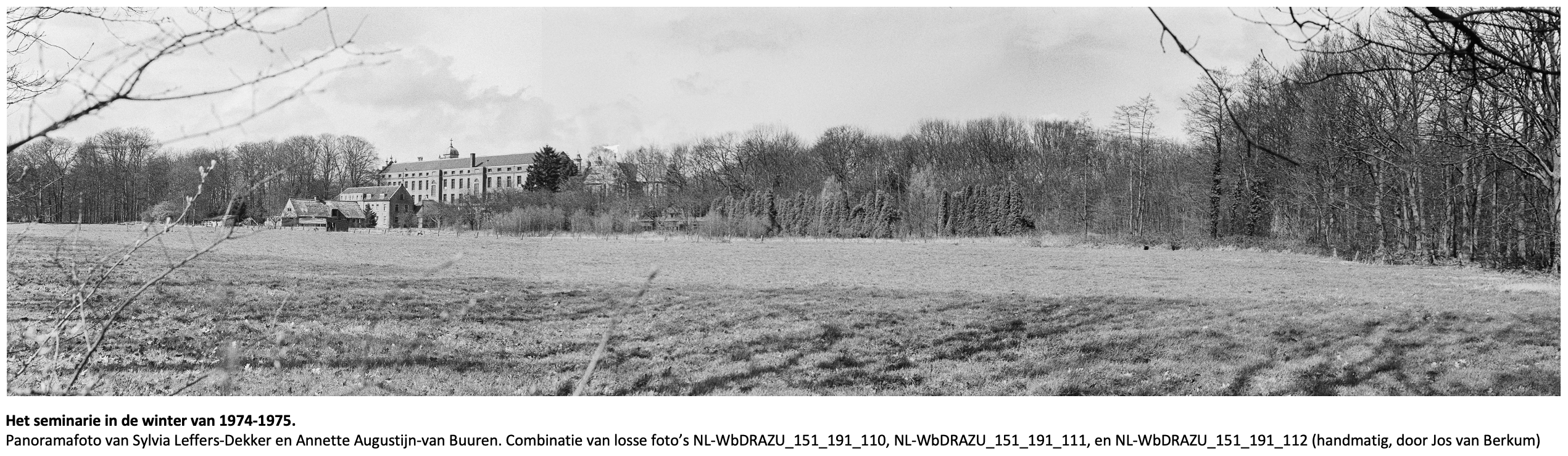 Het seminarie in de winter van 1974-1975. Panoramafoto van Sylvia Leffers-Dekker en Annette Augustijn-van Buuren. Combinatie van losse foto’s NL-WbDRAZU_151_191_110, NL-WbDRAZU_151_191_111, en NL-WbDRAZU_151_191_112 (handmatig, door Jos van Berkum)